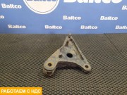 Кронштейн усилителя переднего бампера правый